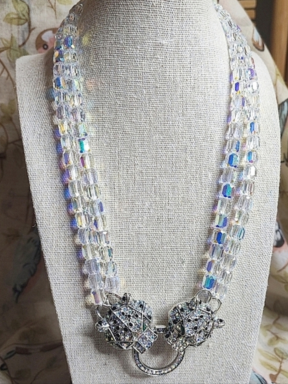 EYE CANDY LUXE Collection Aurora Borealis Dual Crystal Cube Panther Necklace NWT